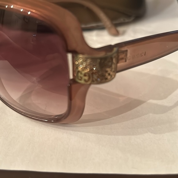 Gucci sunglasses - Picture 2 of 6